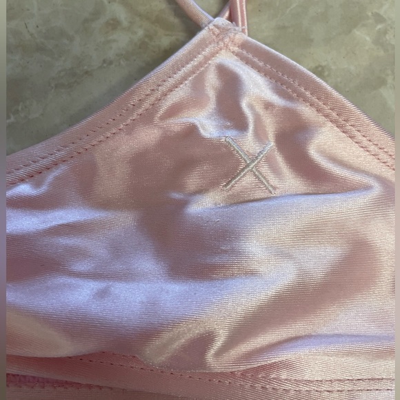 Boutine la pink silk swimsuit - Picture 13 of 14